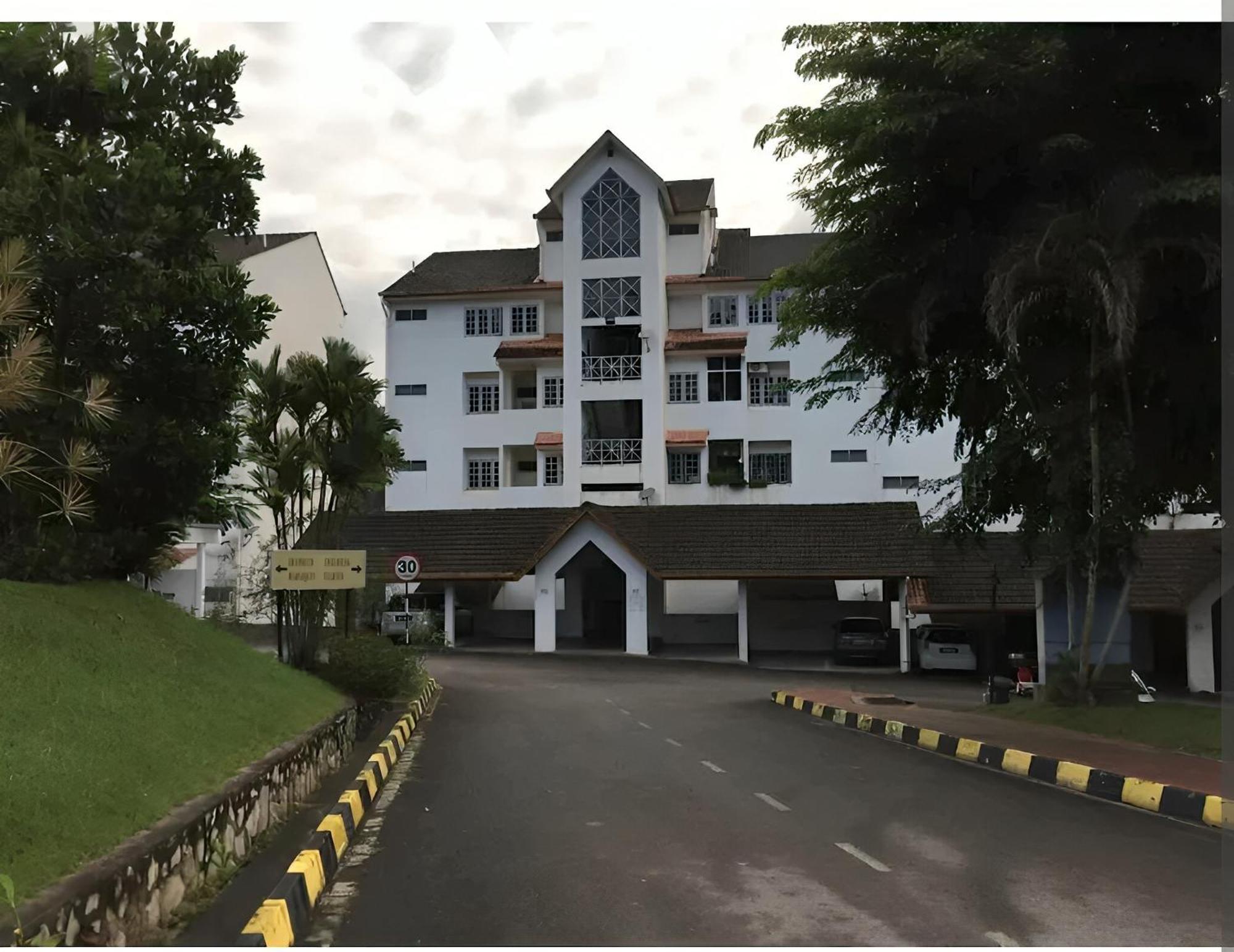 Bukit Tinggi Fuchsia Hillhomes ภายนอก รูปภาพ